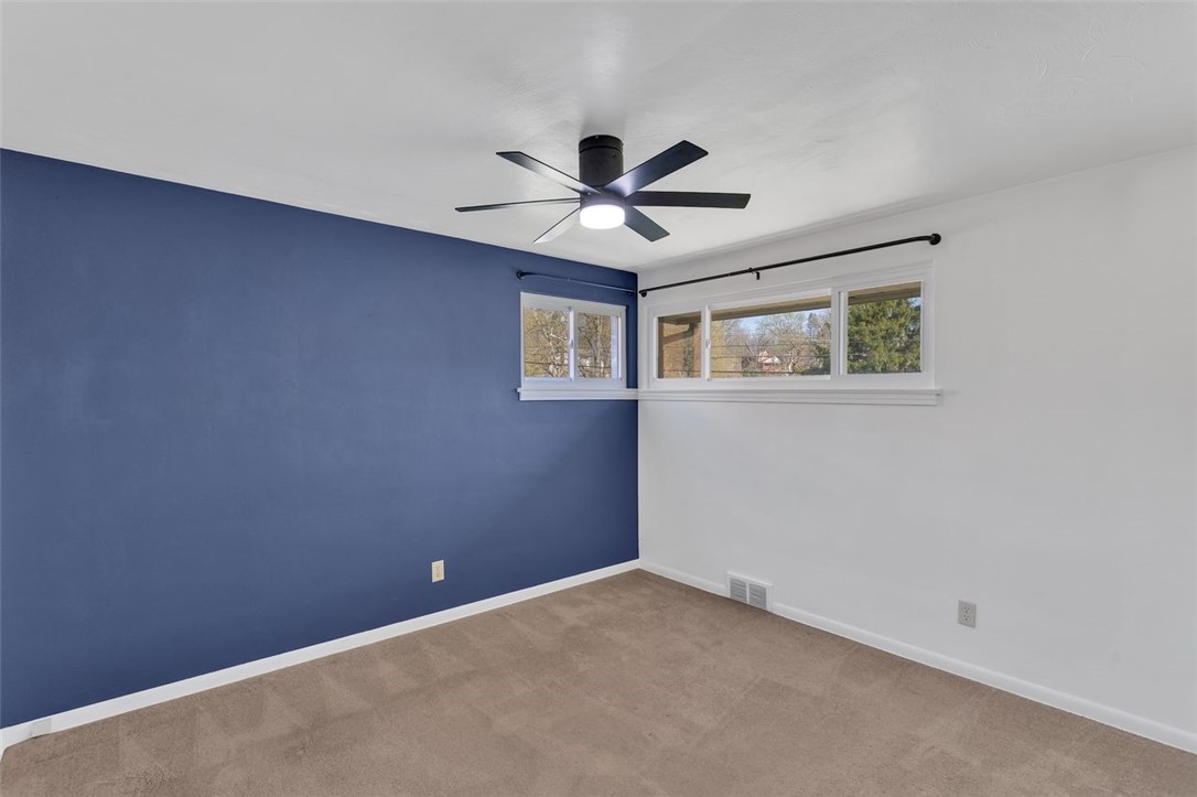3930 Evergreen Dr
