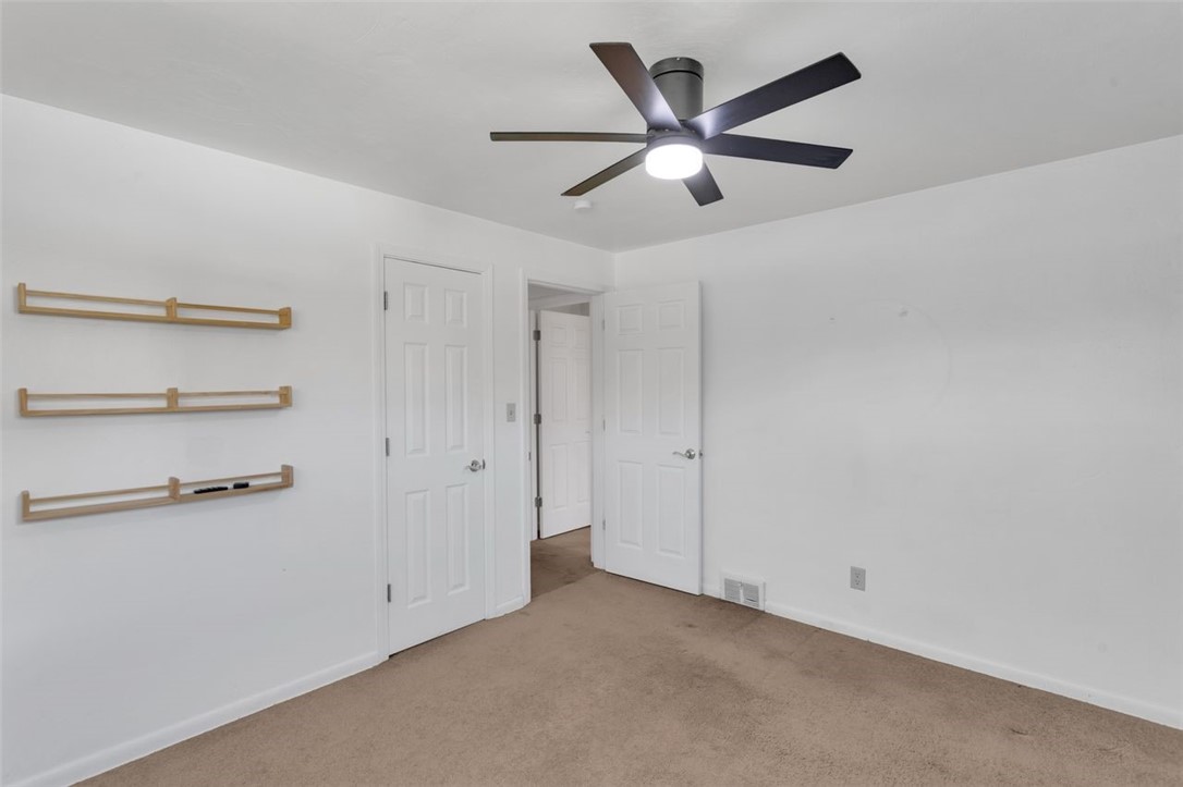 3930 Evergreen Dr