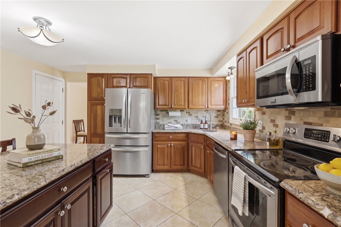 113 N Harleston Dr