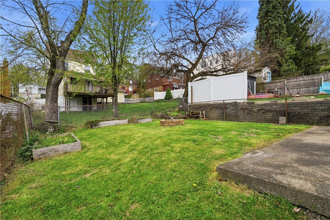 1329 Fallowfield Ave