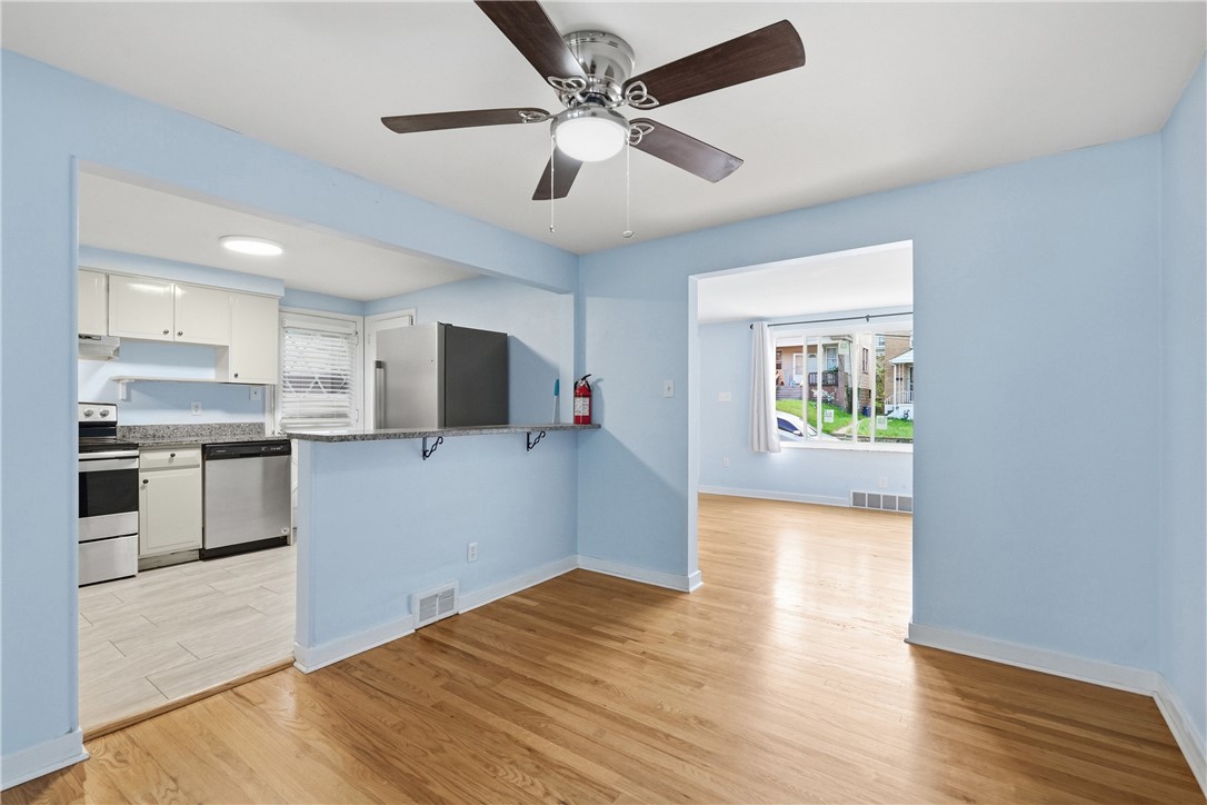 1329 Fallowfield Ave