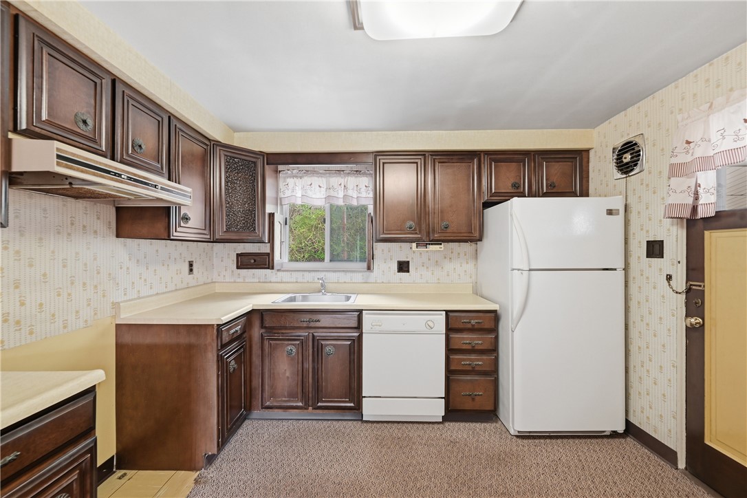 824 Vilsack Rd