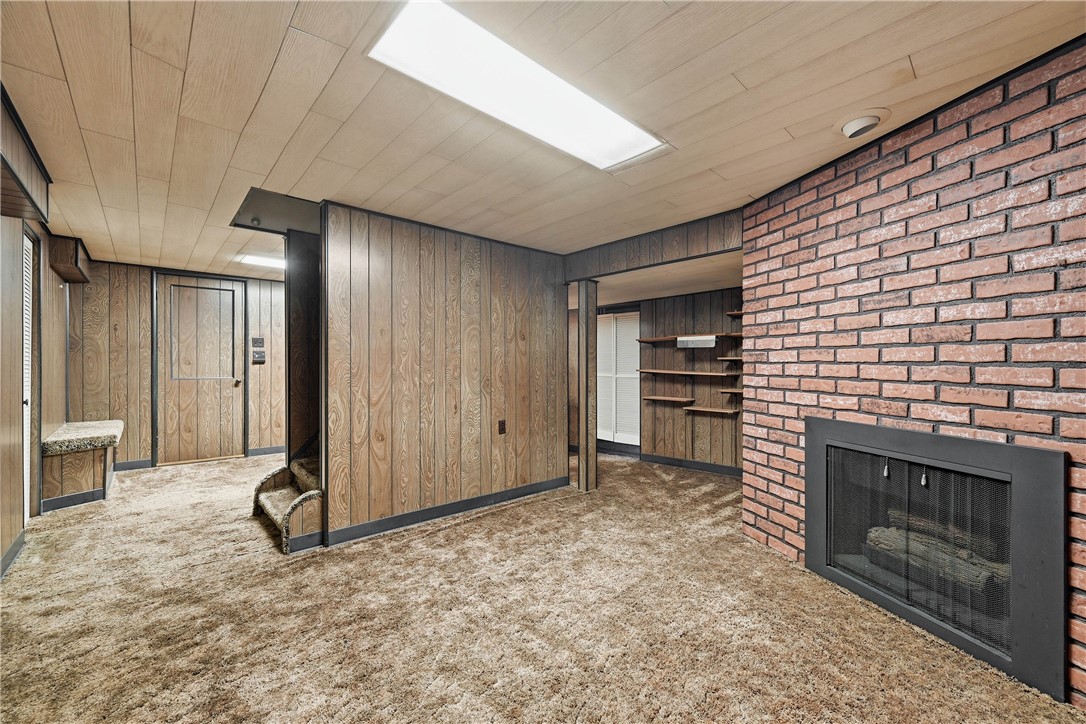 824 Vilsack Rd