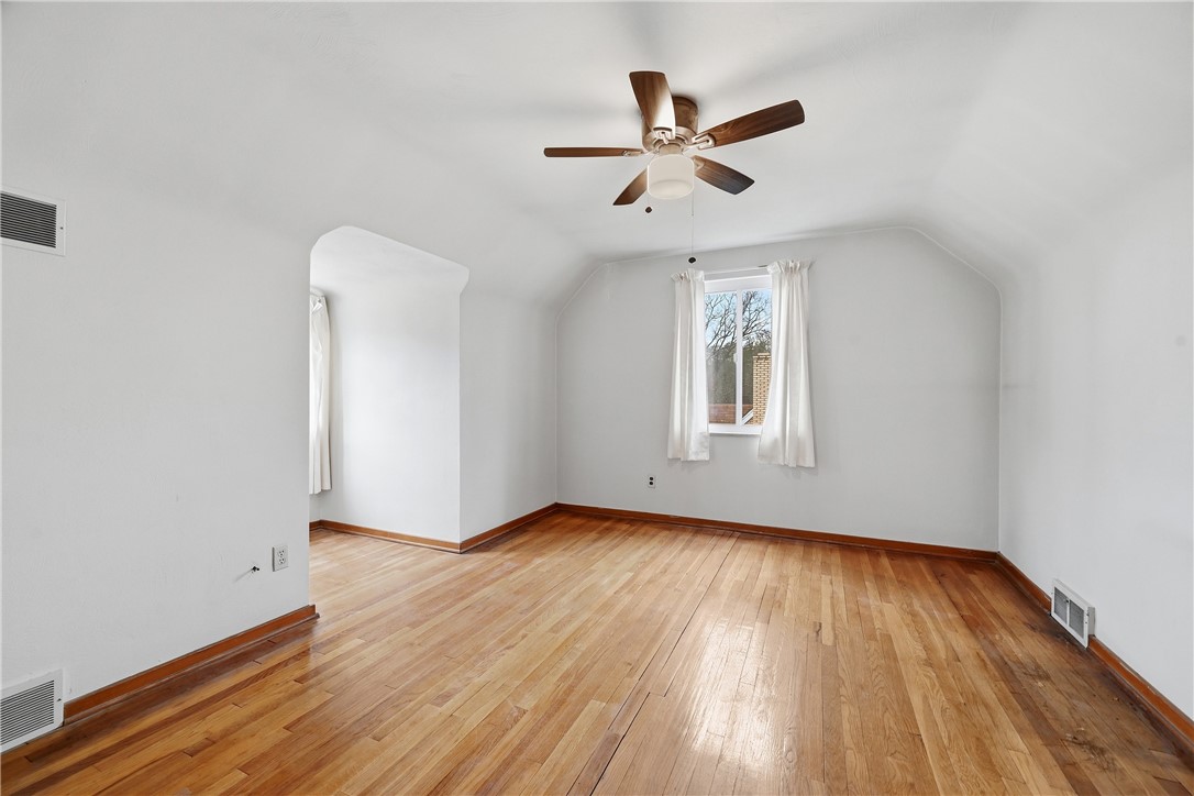 824 Vilsack Rd