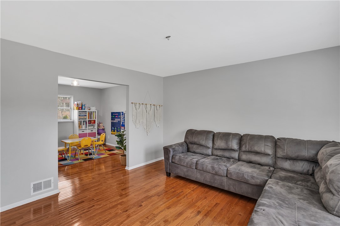106 Paula Dr