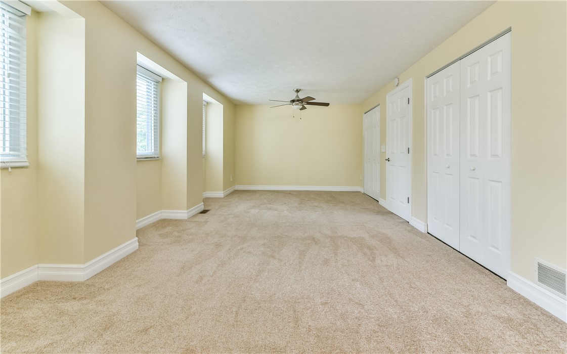 4413 Laurel Oak Dr