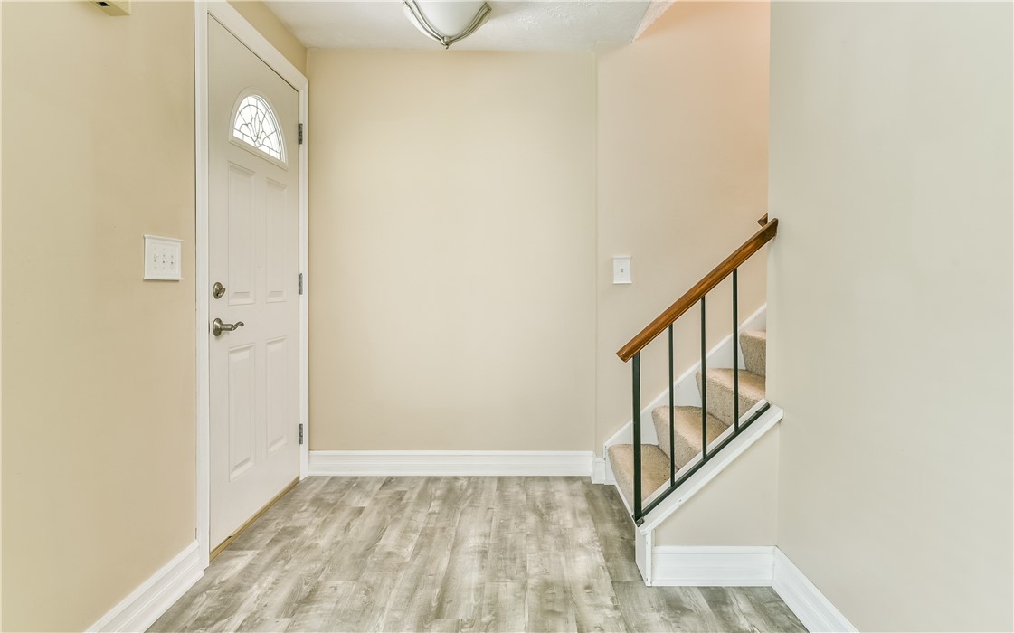 4413 Laurel Oak Dr