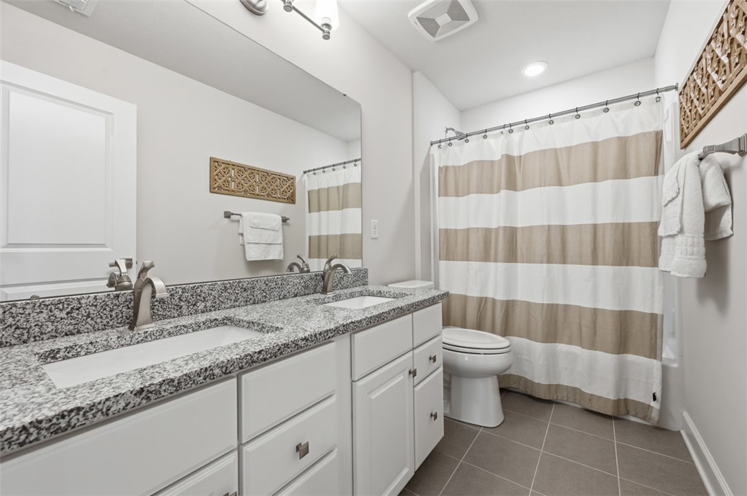 218 Sonni Ln