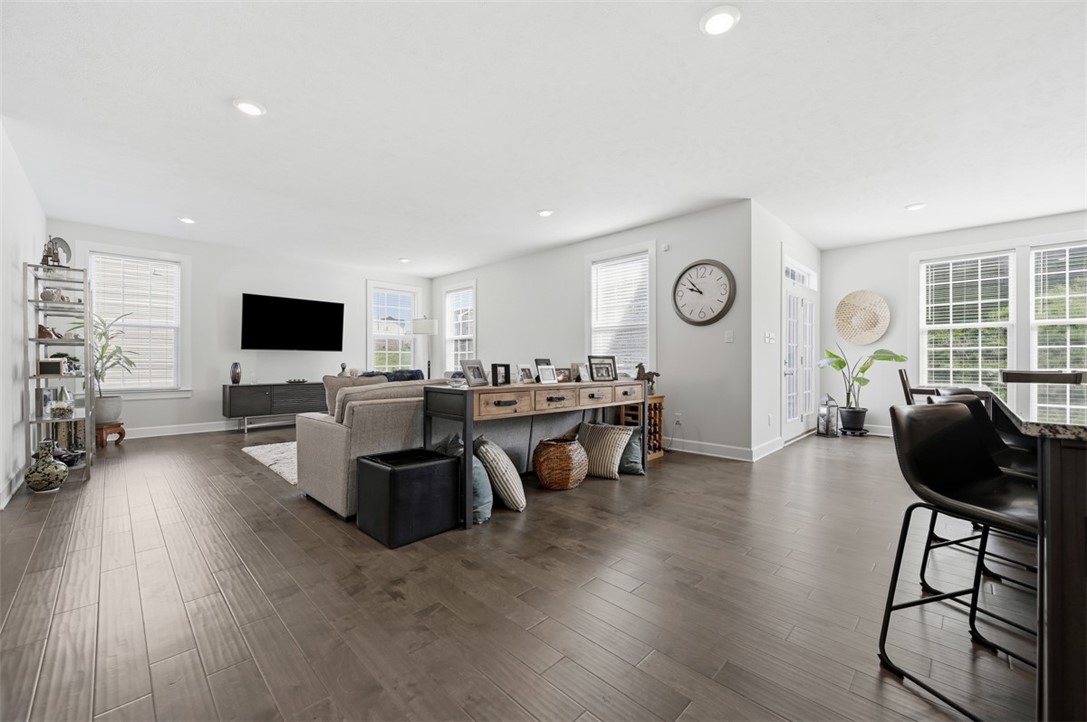 218 Sonni Ln