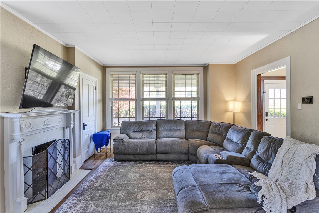 1226 Mayview Rd