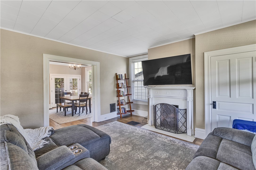 1226 Mayview Rd