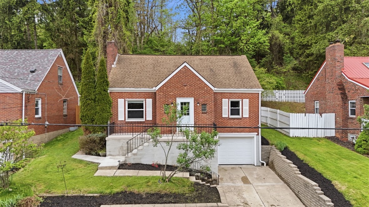 3343 MAPLE