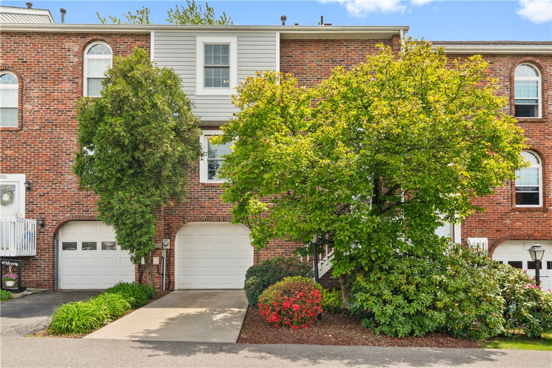226 Carters Grove Dr