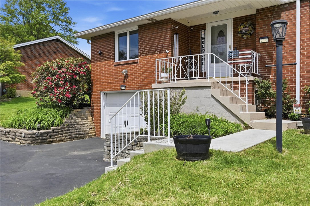 210 Pontiac Ave
