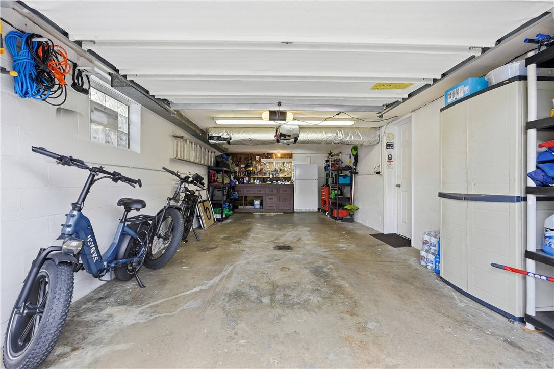 210 Pontiac Ave