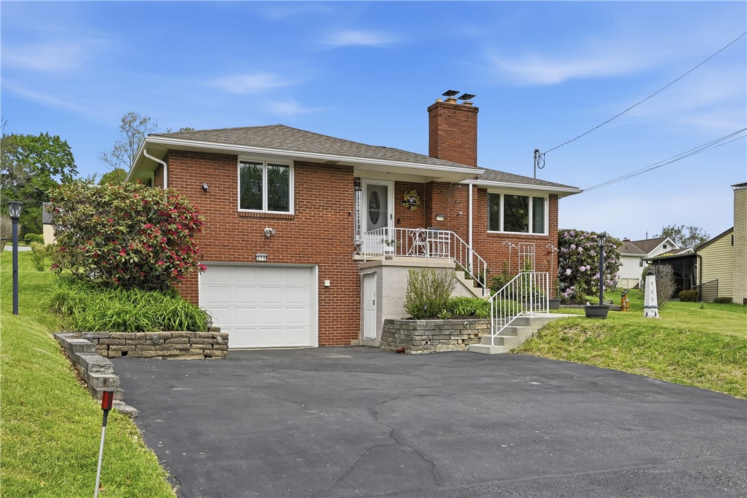210 Pontiac Ave