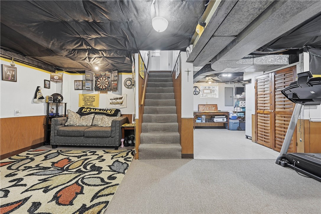 210 Pontiac Ave
