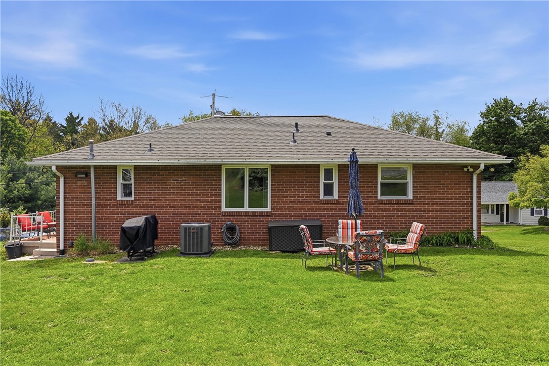 210 Pontiac Ave