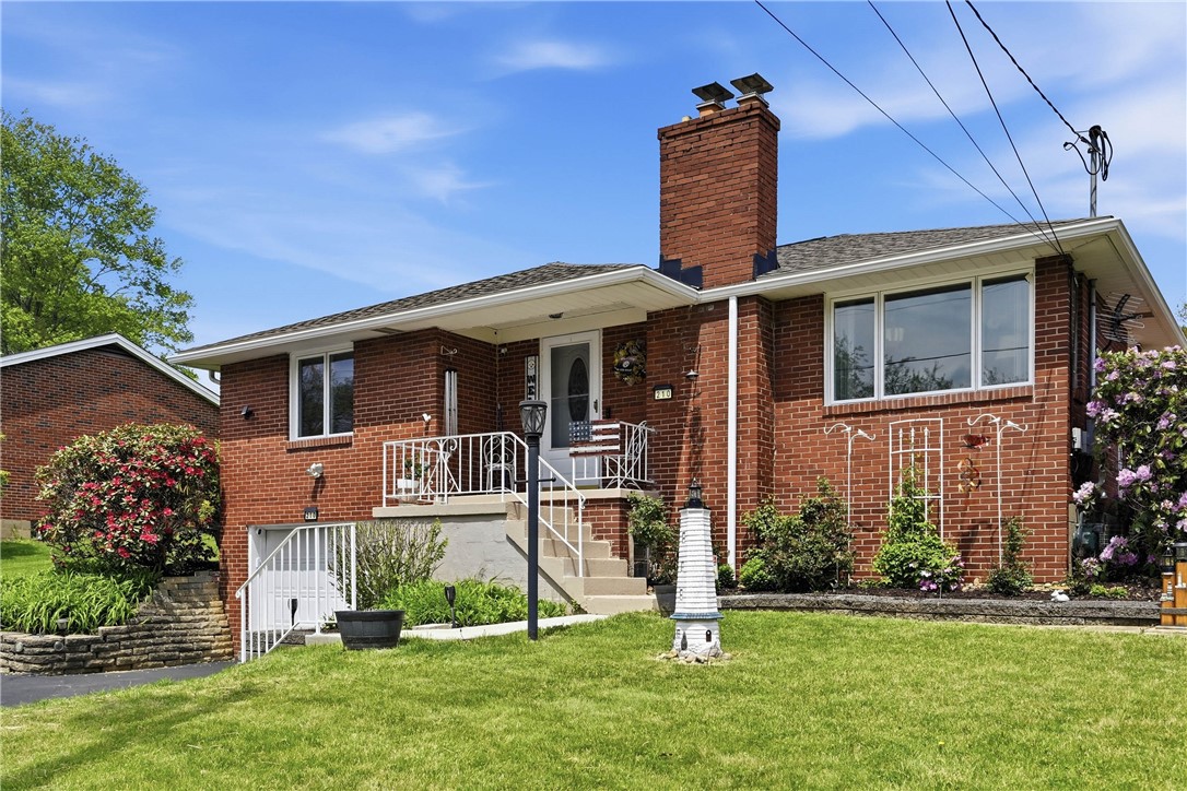 210 Pontiac Ave