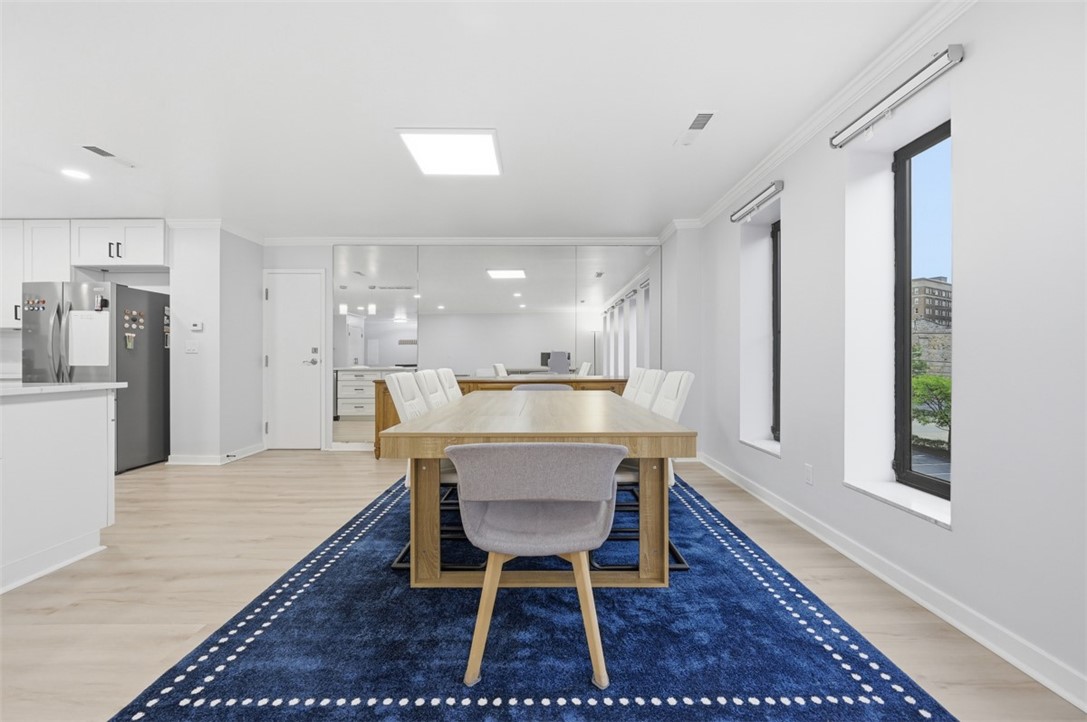540 N NEVILLE 305