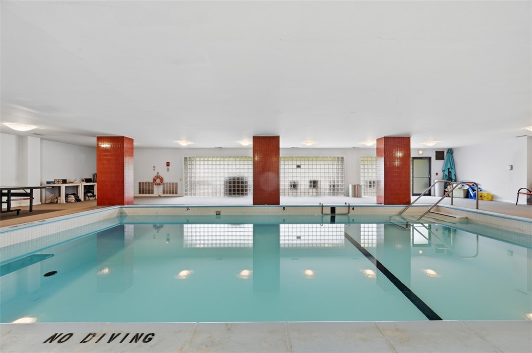 540 N NEVILLE 305