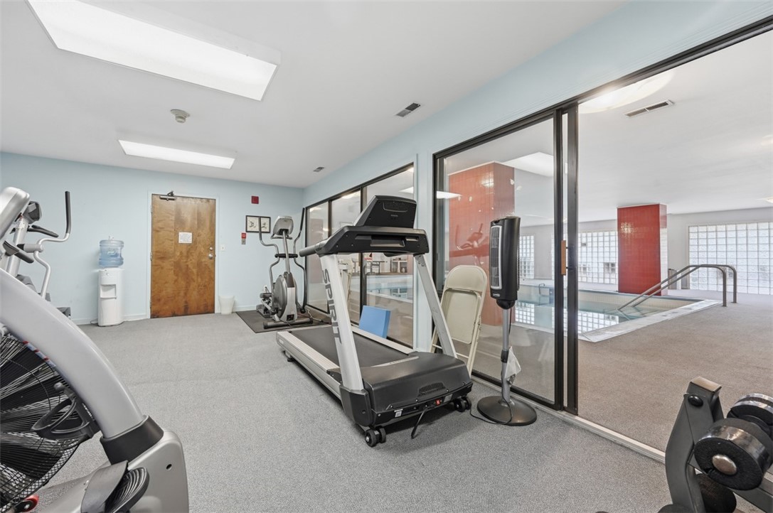 540 N NEVILLE 305