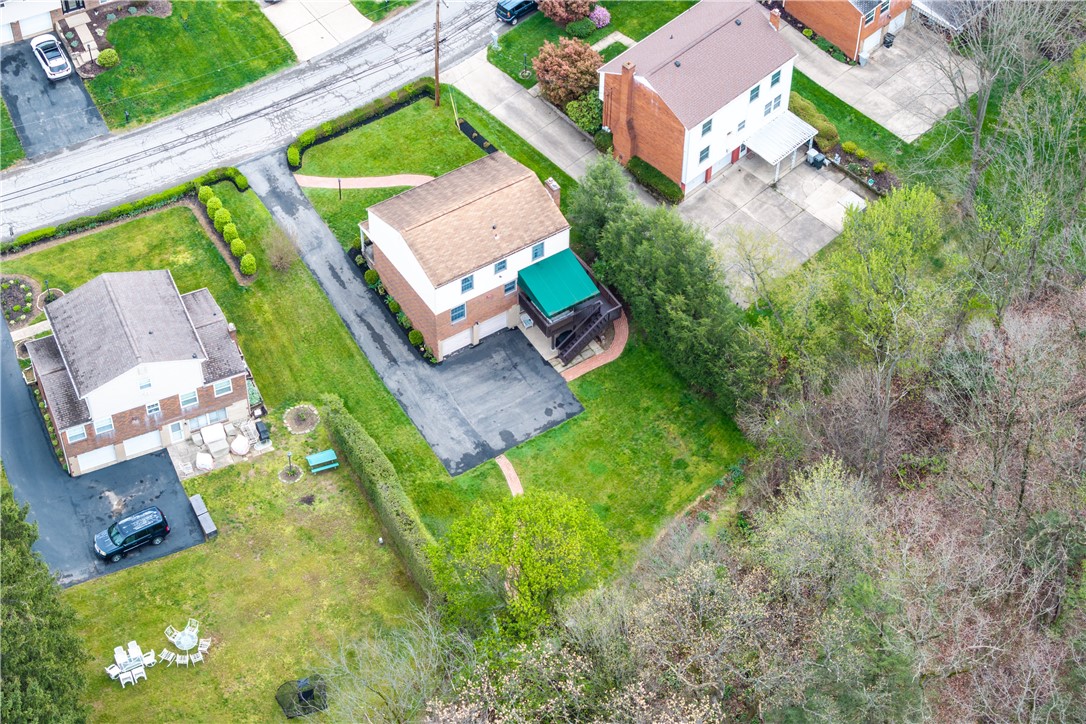 2421 Rolling Farms Road