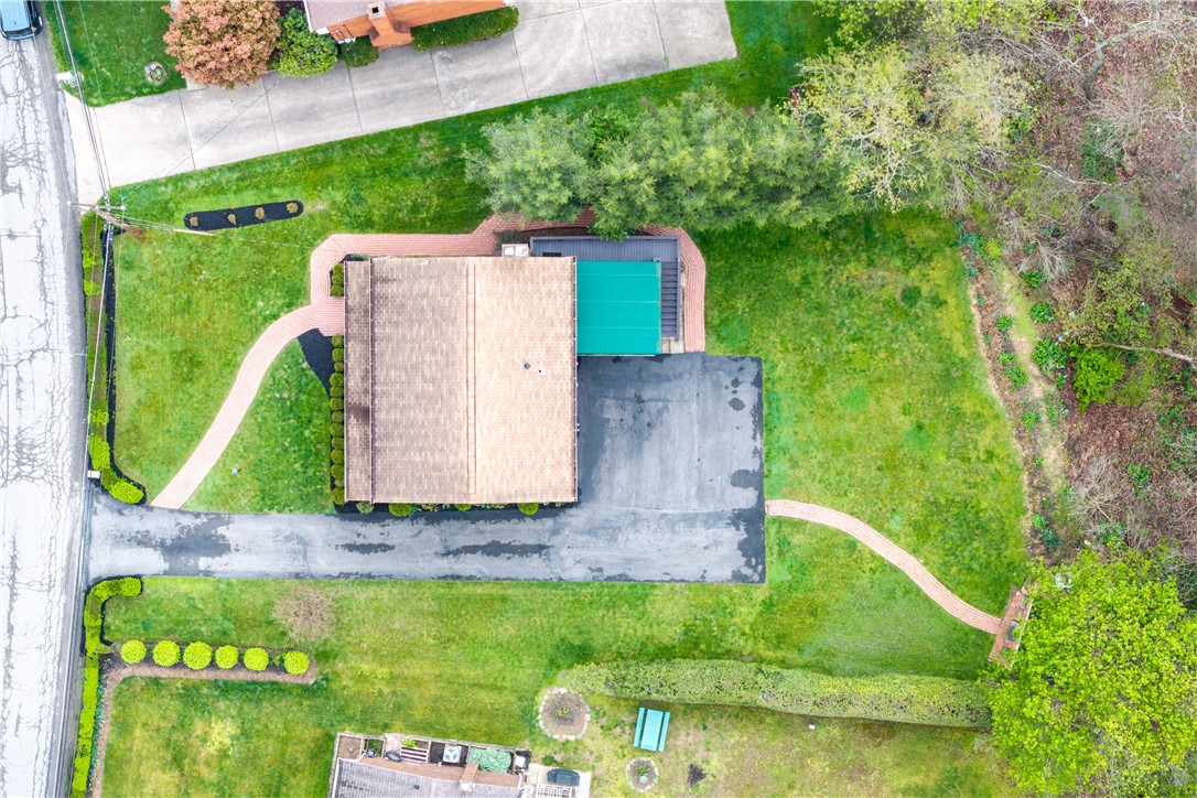 2421 Rolling Farms Road