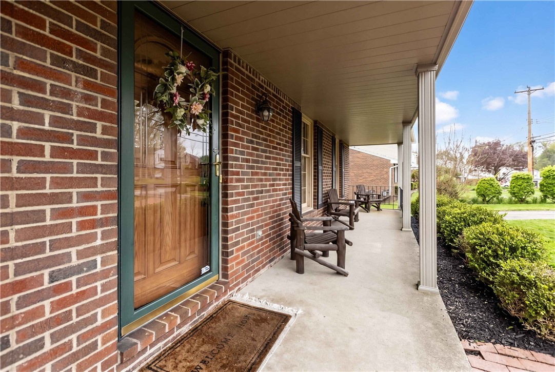2421 Rolling Farms Road