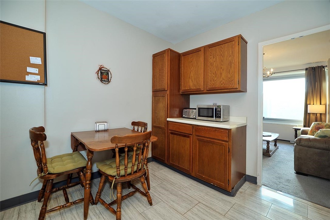 320 Fort Duquesne Blvd 8M