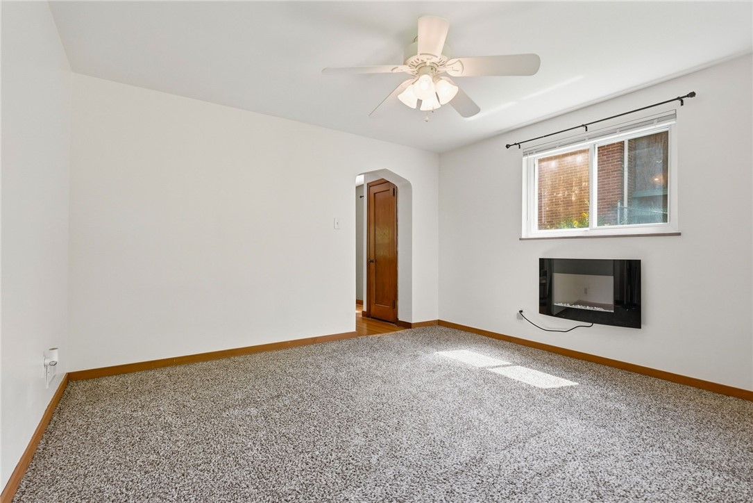 502 WOODLAND