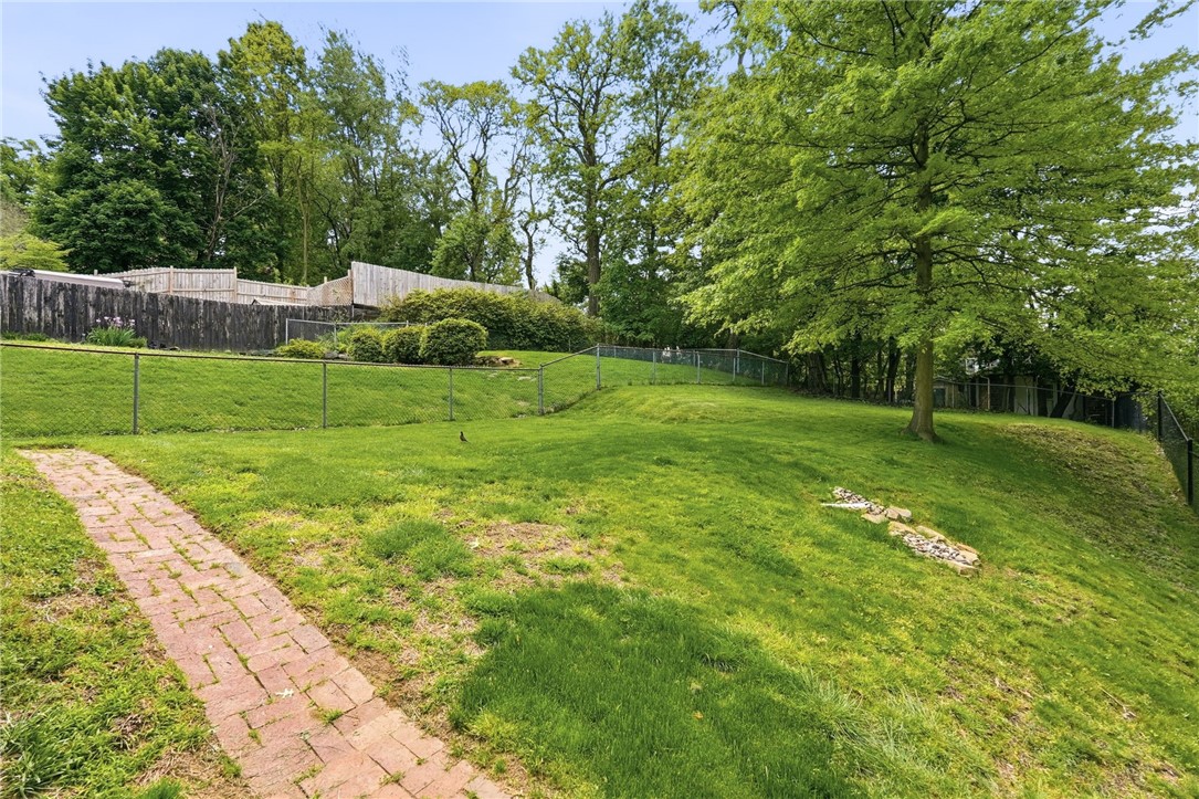 502 WOODLAND