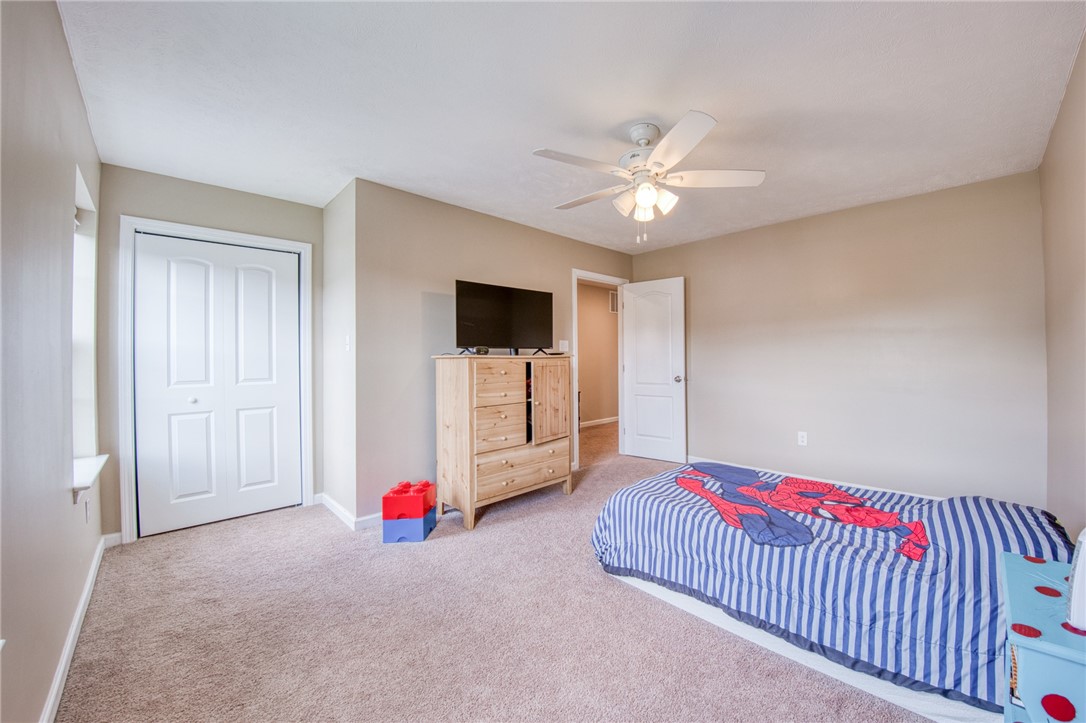 3007 Sir Charles Dr