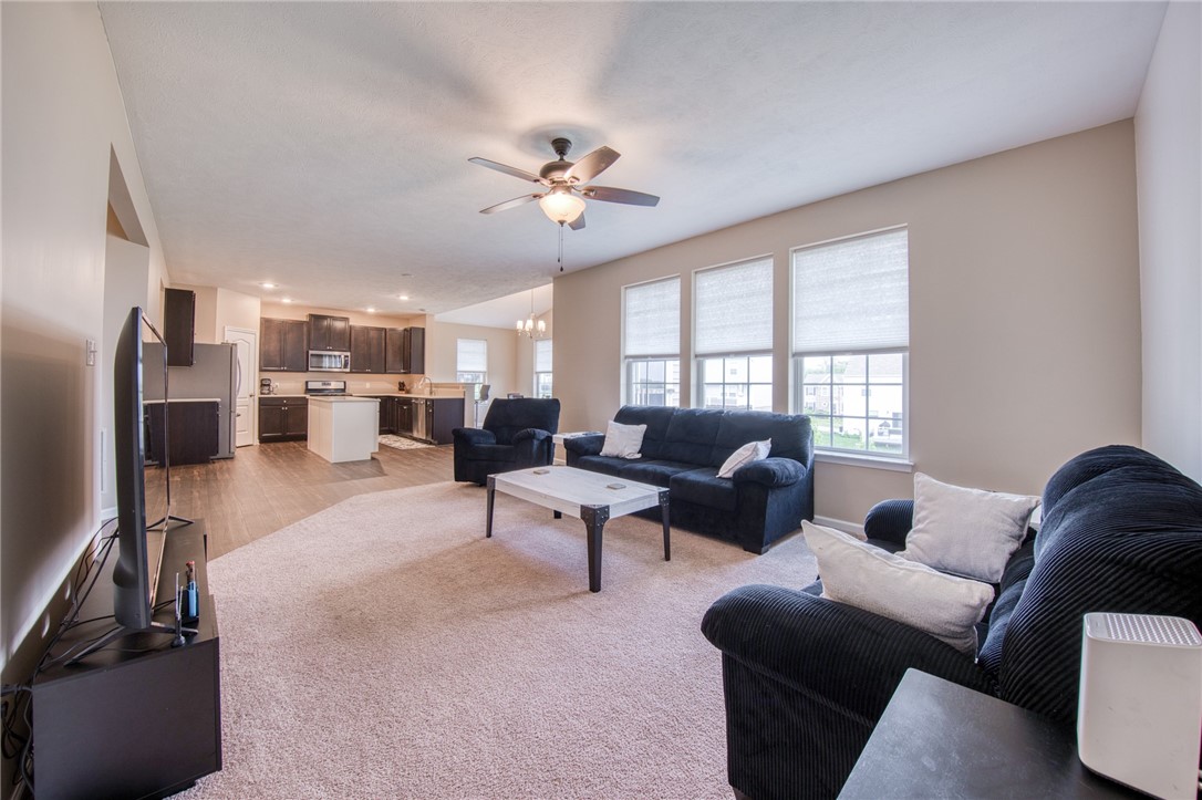 3007 Sir Charles Dr
