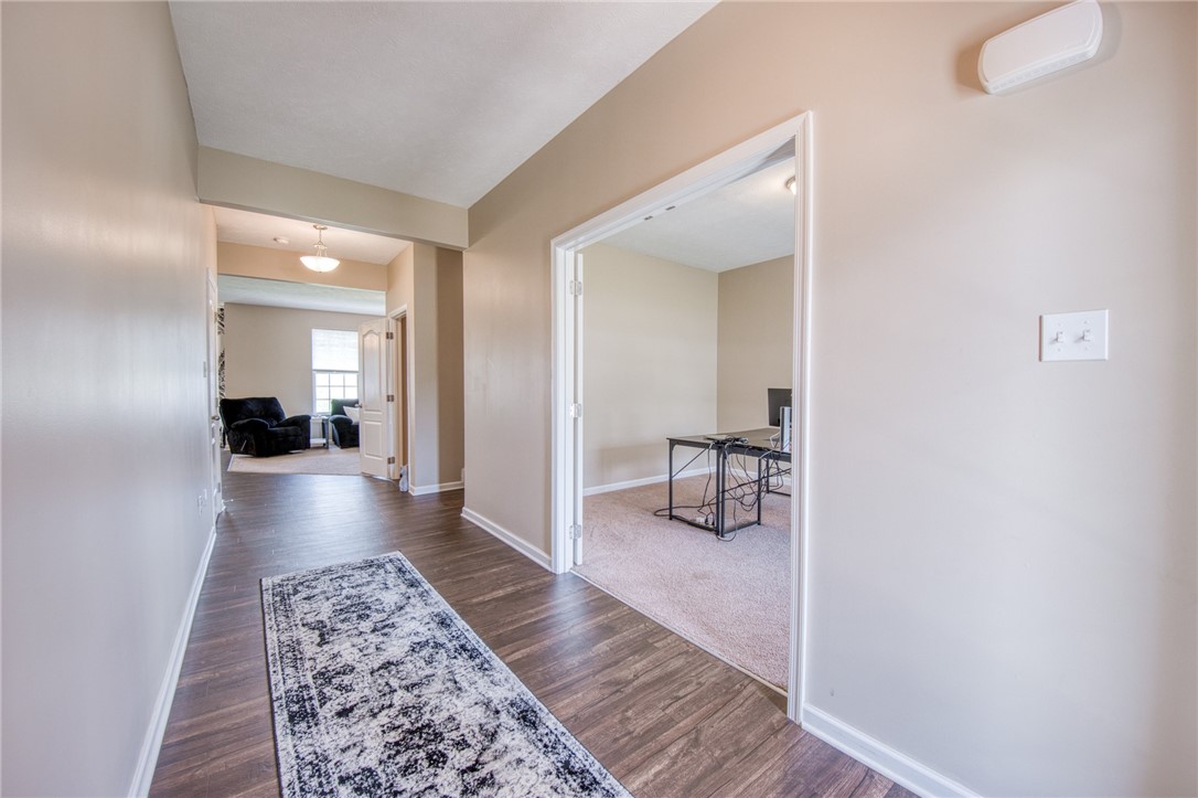 3007 Sir Charles Dr