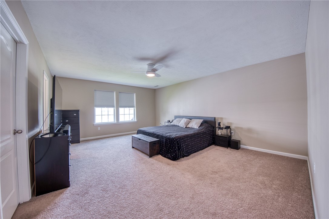 3007 Sir Charles Dr