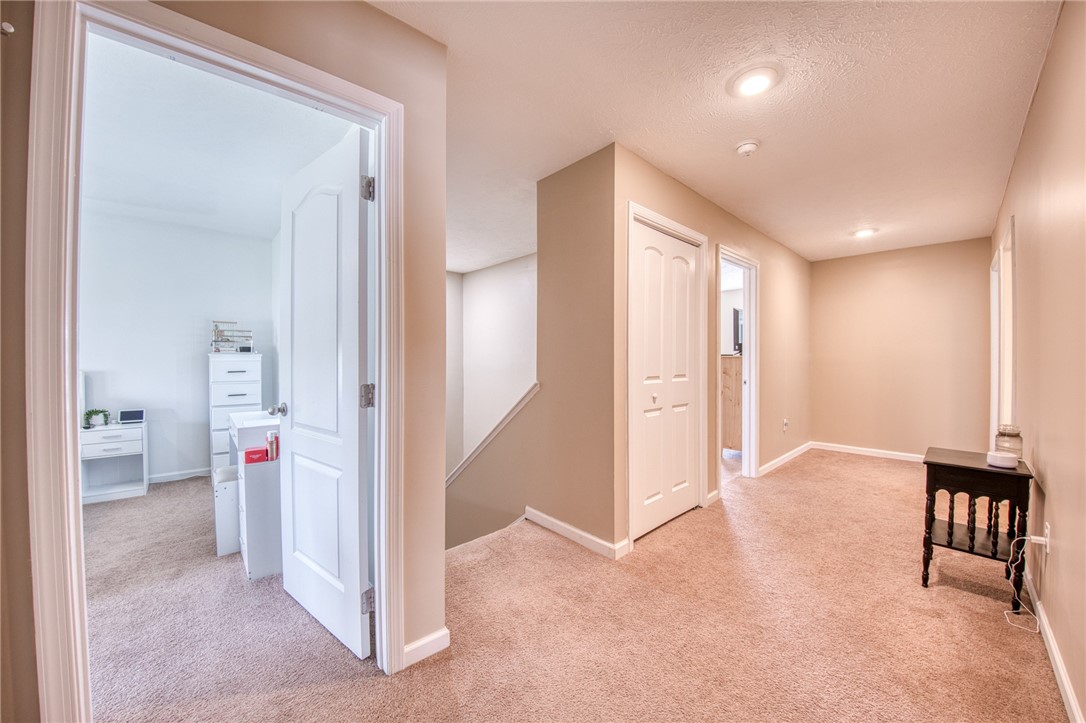 3007 Sir Charles Dr