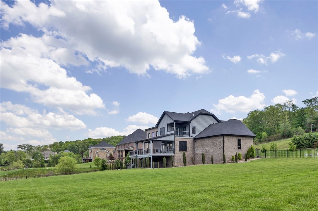 301 Serendipity Ln