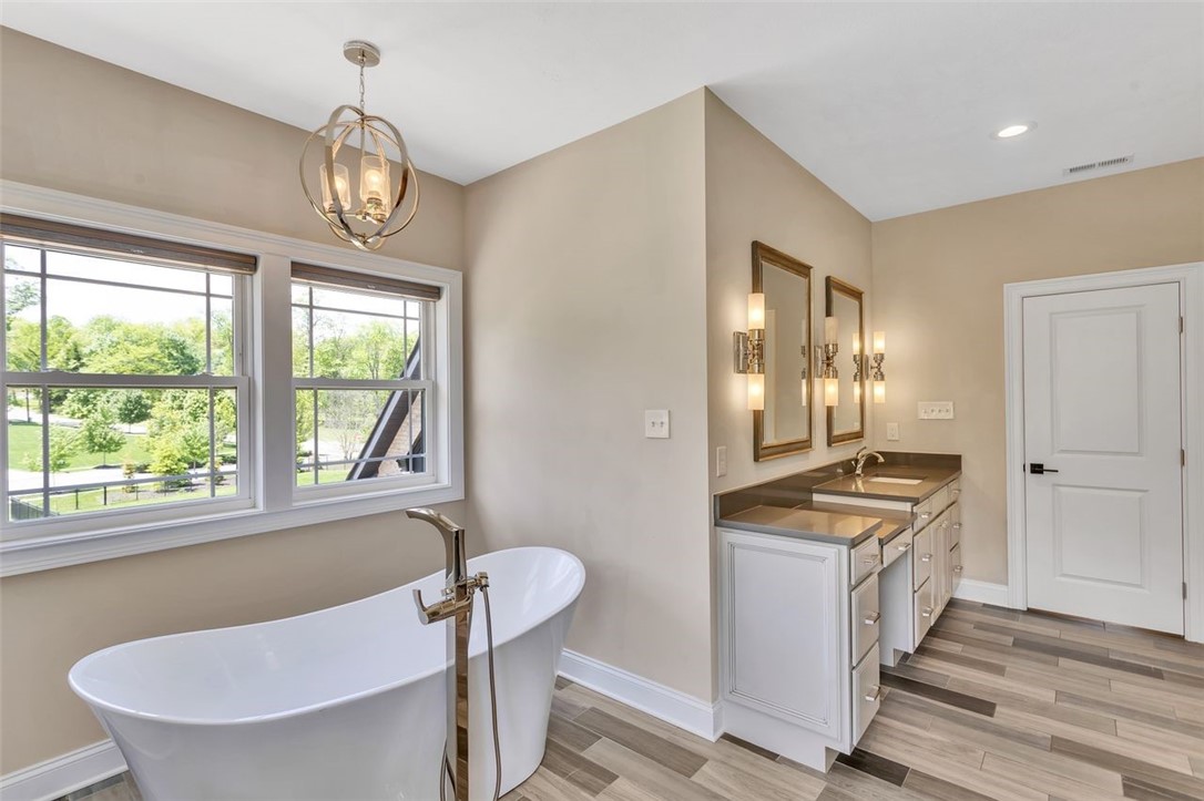 301 Serendipity Ln