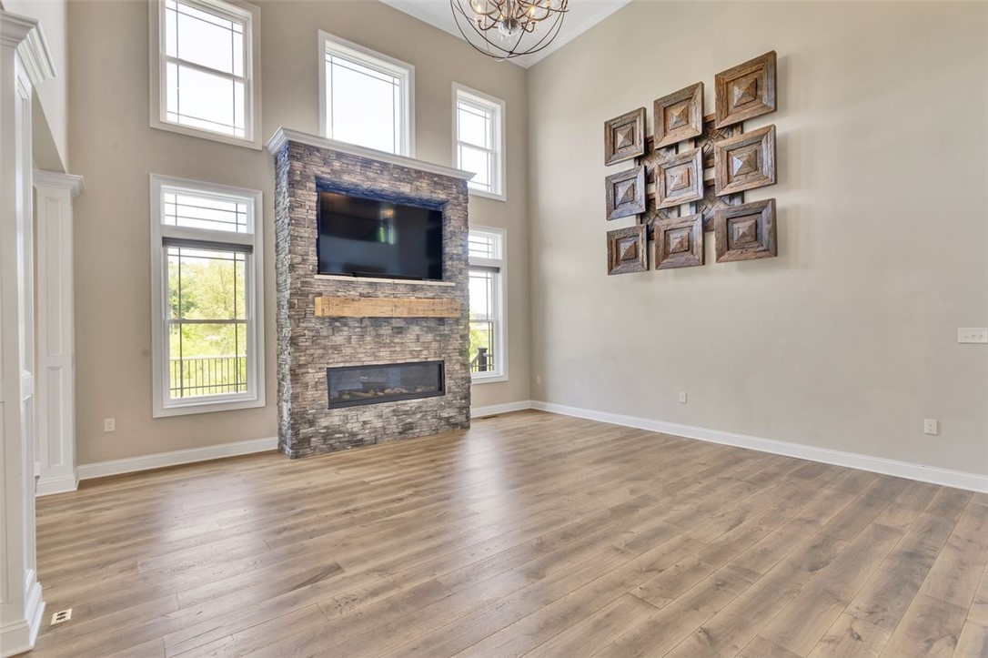 301 Serendipity Ln