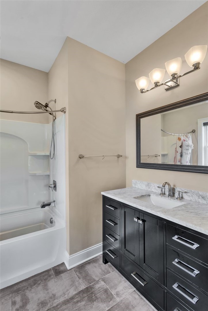 301 Serendipity Ln
