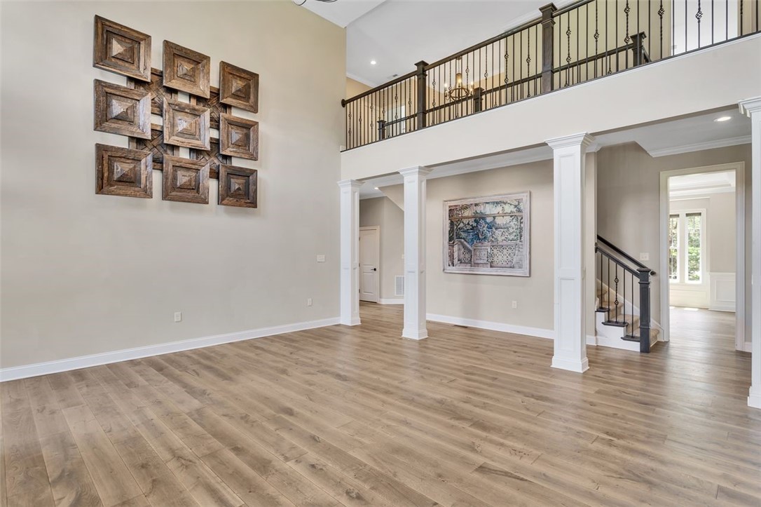 301 Serendipity Ln