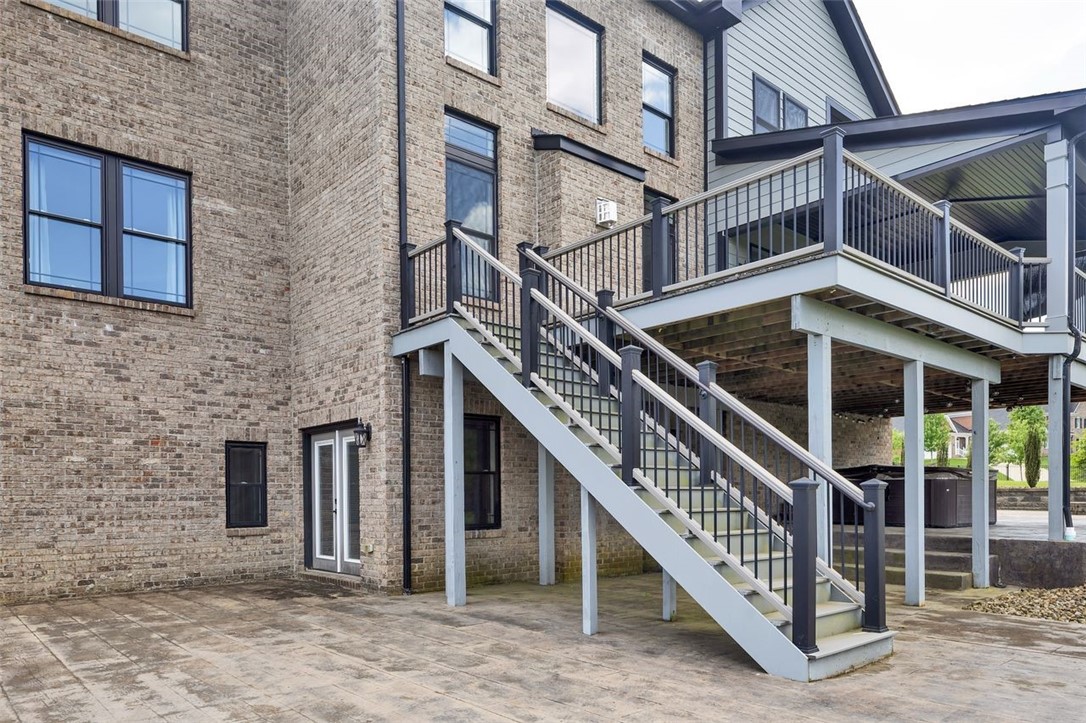 301 Serendipity Ln
