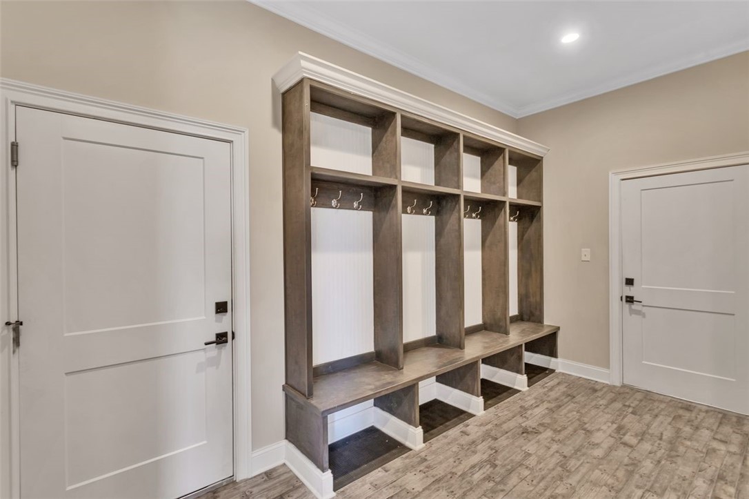 301 Serendipity Ln