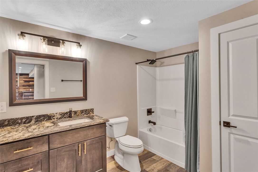 301 Serendipity Ln