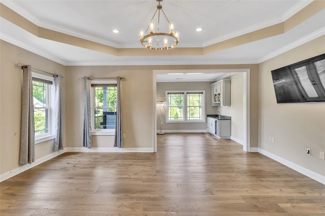 301 Serendipity Ln