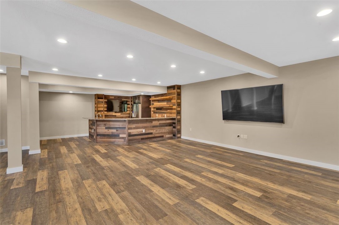 301 Serendipity Ln