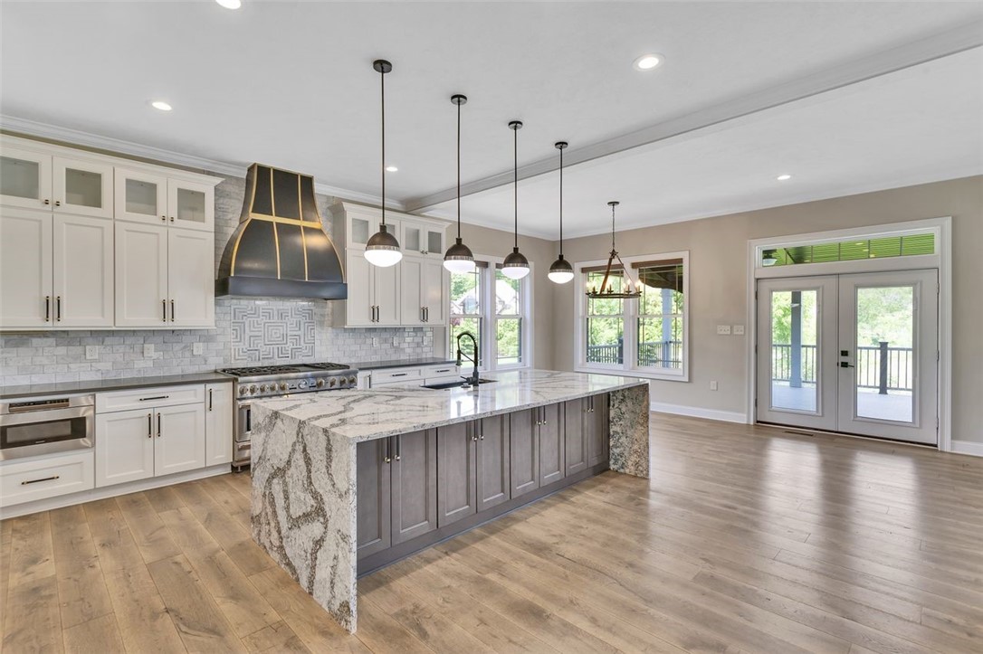 301 Serendipity Ln