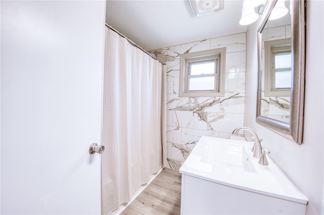 338 Moon Clinton Rd