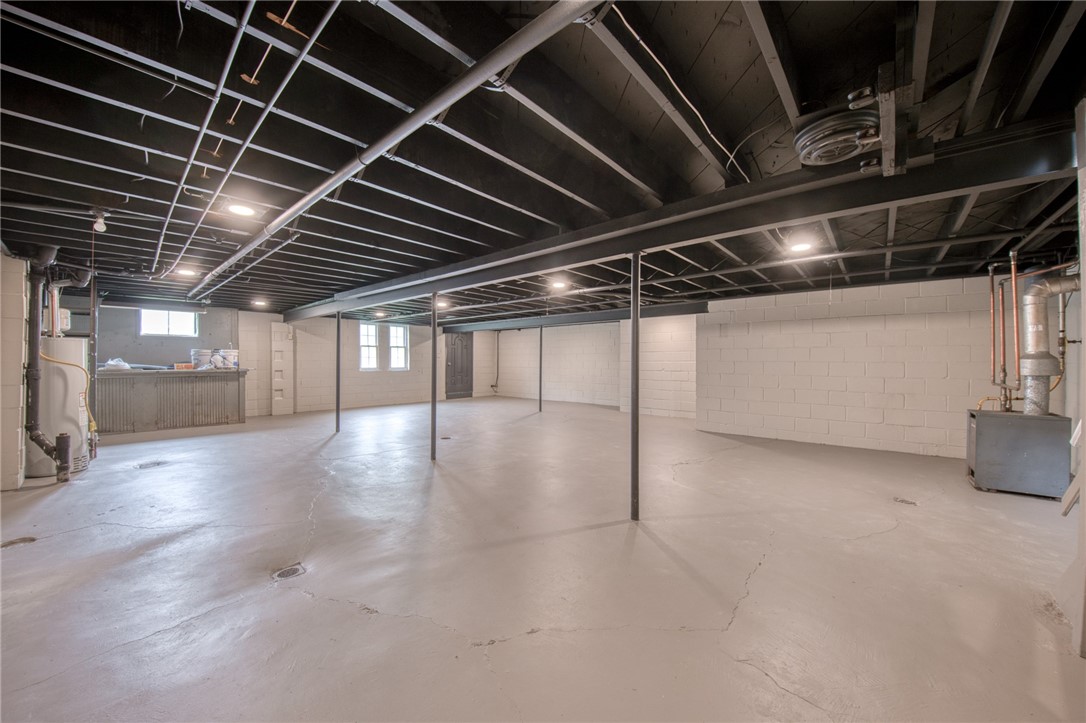 338 Moon Clinton Rd